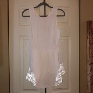 Lululemon Serene Stride Dress. 8